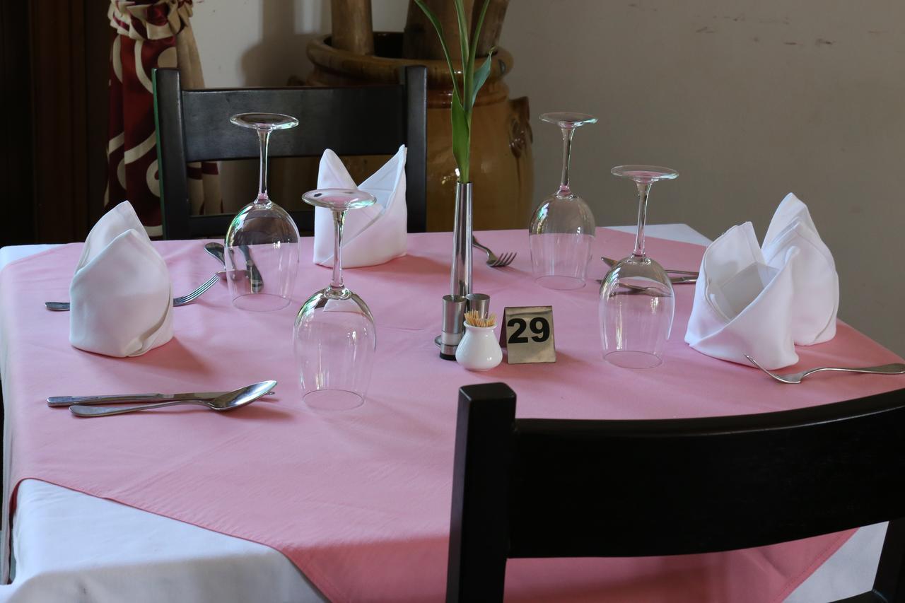 Samrith Hotel Kâmpóng Thum Buitenkant foto